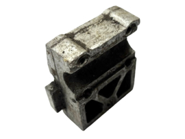 Bevestiging blok middenbok groot Puch e50