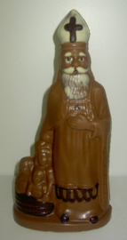 Sint met kindjes 25 cm ingekleurd