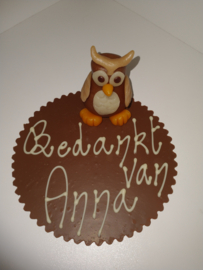 Chocolade stukje met eigen tekst en marsepeinfiguurtje