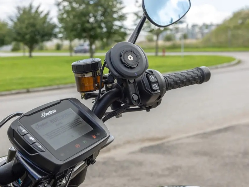 Quad Lock - Brake/Clutch Master Cylinder Phone Mount
