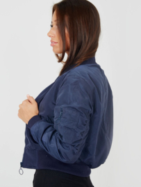 Dunkelblaue Bomberjacke