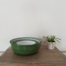 Vintage emaille nestschalen - reseda groen met bies