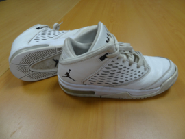 SCH-0819 Basketschoenen Jordan
