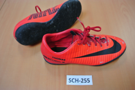 SCH-255 Voetbalpantoffels NIKE