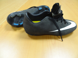 SCH-0553 Voetbalschoenen Nike