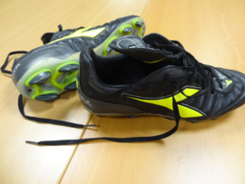 SCH-0428 Voetbalschoenen Diadora