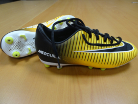 SCH-0551 Voetbalschoenen Nike