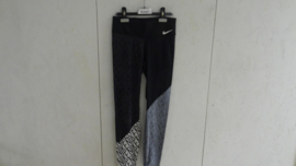 TB-0565 Trainingsbroek  Nike