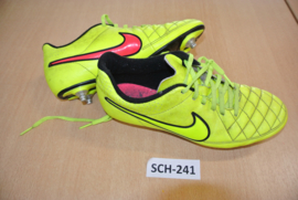 SCH-241 Voetbalschoenen NIKE