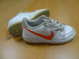 SCH-0604 Sportschoenen Nike