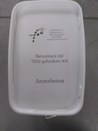 Betonhars ral 7032 gebroken wit  per 2,5L
