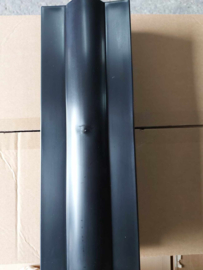 "Zwarte Betonplaathouder Ø60 mm – Met Voetje (L 300 mm) | Duurzaam & Stabiel"