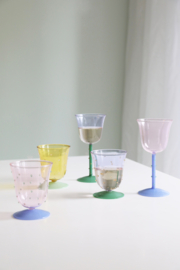 &Klevering wijnglazen set dot blauw roze