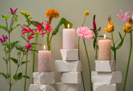 Stompkaars bloemen pastel perzik