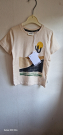 Sturdy T-SHIRT