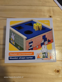 Nijntje houten vormenstoof