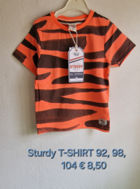 Sturdy T-SHIRT