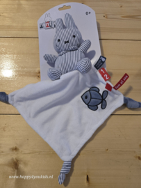Nijntje knuffeldoek met vis