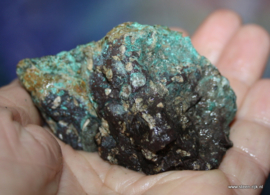 Koper oxidatie in steen