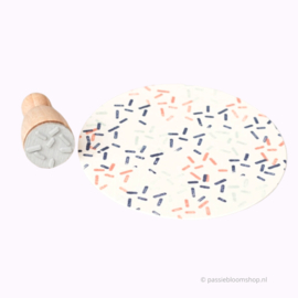 Mini stempel M | STREEPJES | Straciatella hagelslag confetti