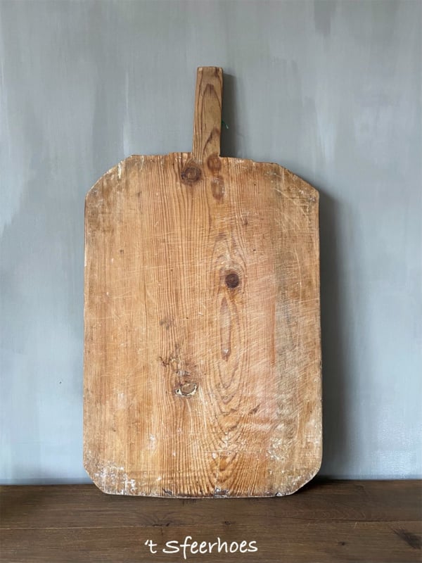 authentieke oud doorleefde houten broodplank Dienbladen & serveer/snijplanken | 't
