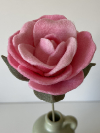 Rose aus Märchenfilz rosa