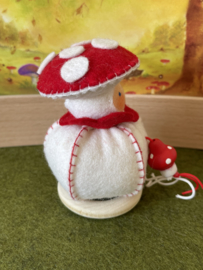 Mushroom ball  red - white