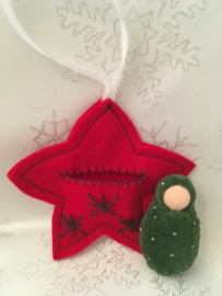 Christmas pendant star red with green doll