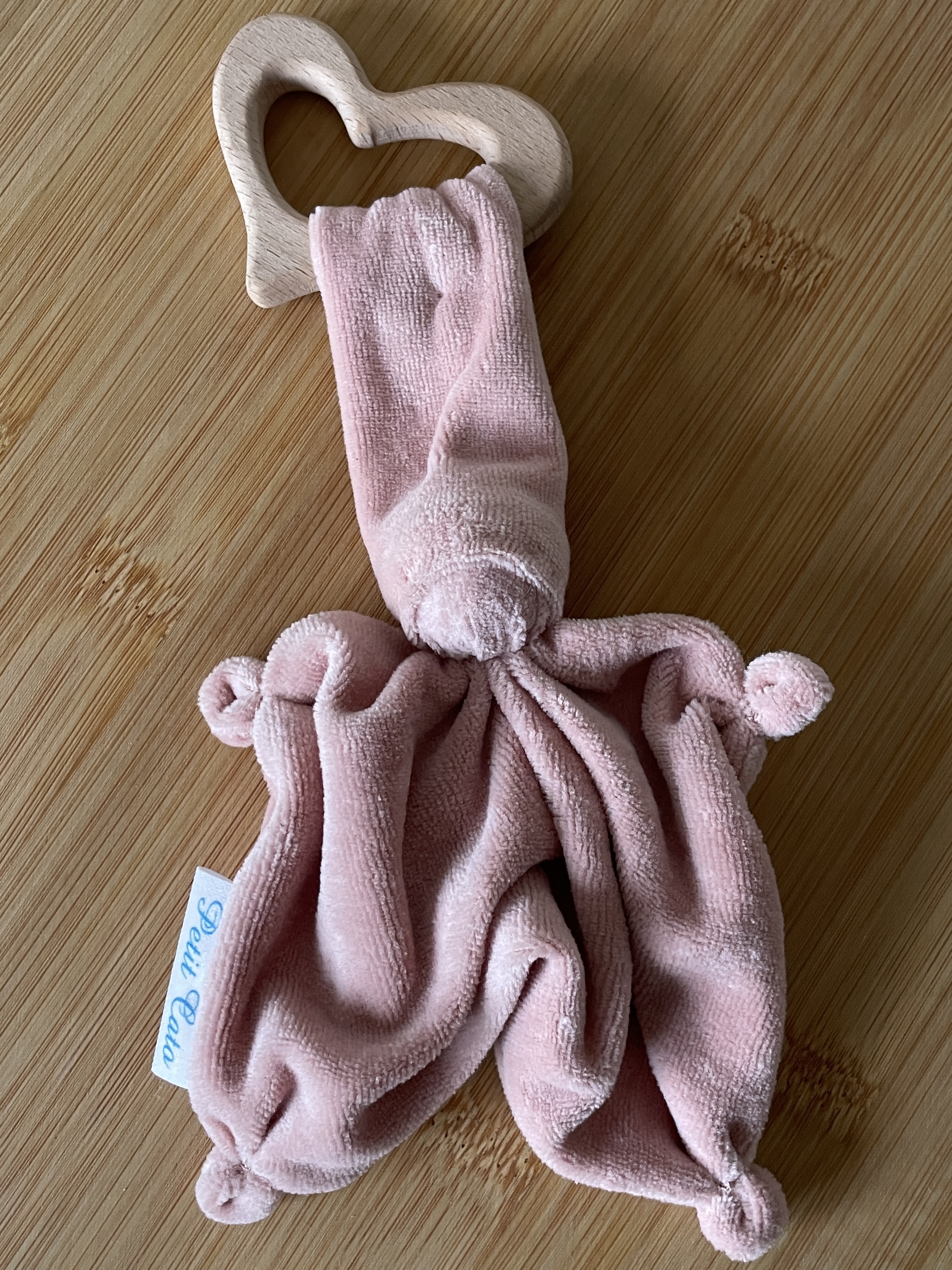 Bijtring roze hart