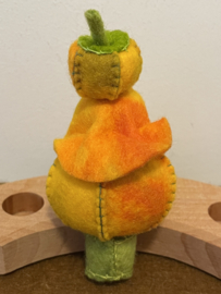 Annual ring cutter pumpkin doll