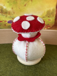 Mushroom ball  red - white