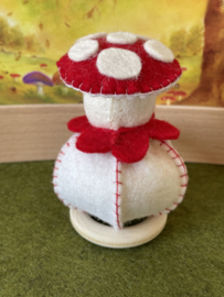 Mushroom ball  red - white