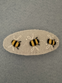 Bijen  haarclip 7 cm