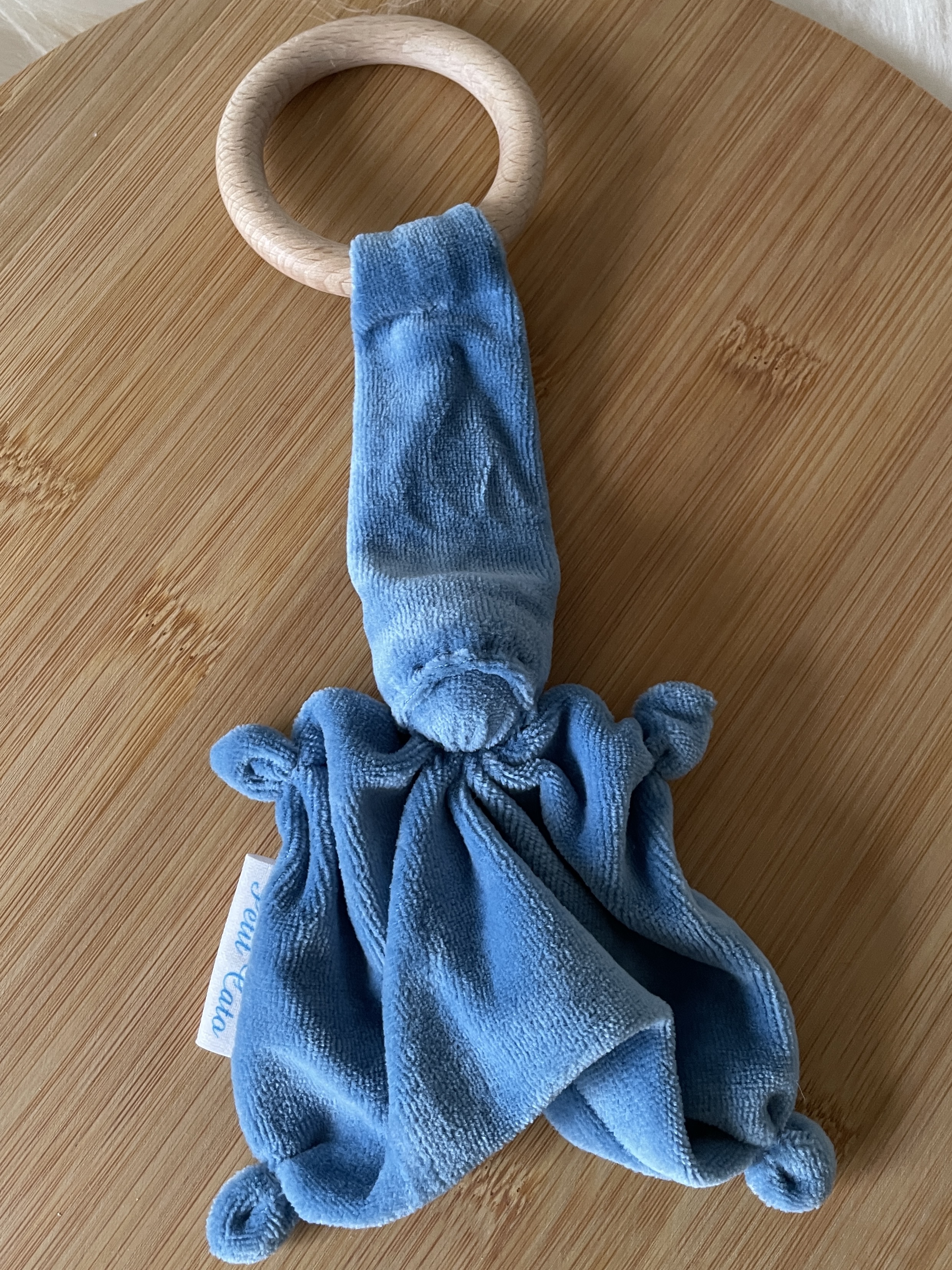 Bijtring blauw ring
