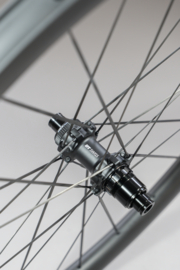THOR ABSOLUTE WIELSET, ROAD BIKE-CARBON SPOKES