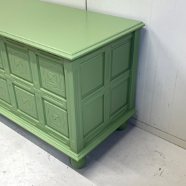 Restyle houtsnijwerk kist