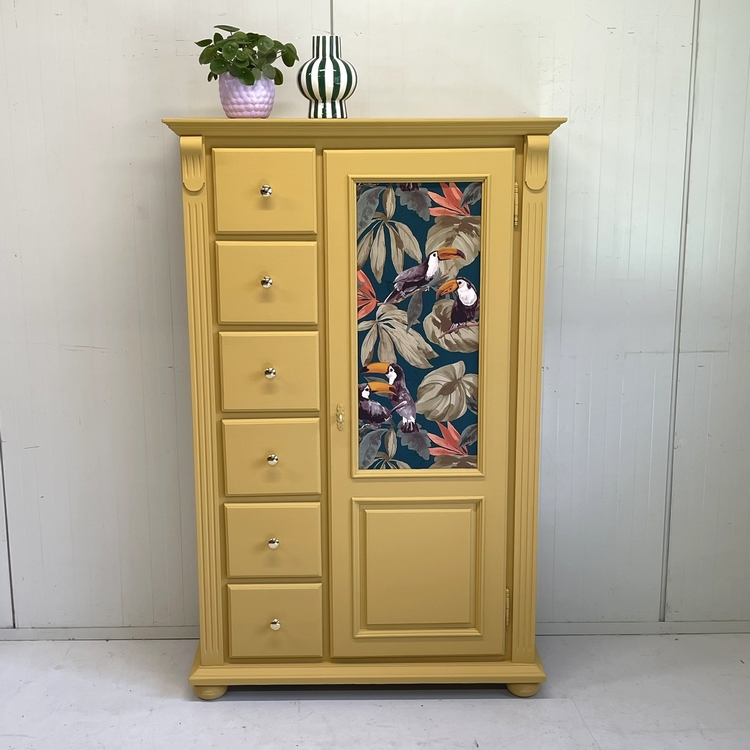 Restyle meidenkast okergeel
