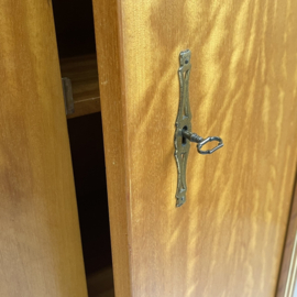 J`60 vintage kledingkast