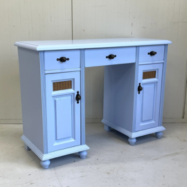 Restyle bureau lichtblauw
