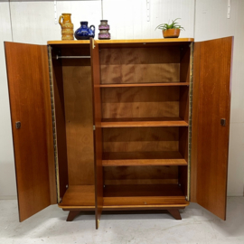 Vintage 3 deurs kledingkast