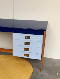 Bureau met ladeblok