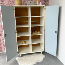 Kinder kledingkast