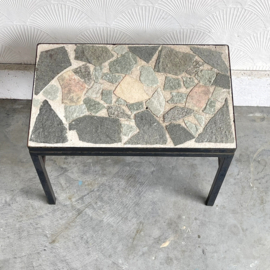 Brutalist bijzettafel