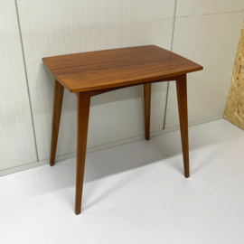 J`60 compacte eettafel hout