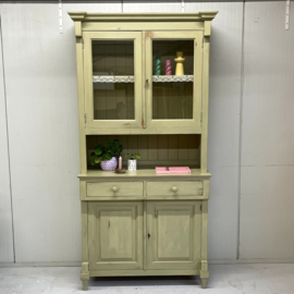 Brocante buffetkast lindegroen