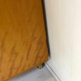 J`60 vintage kledingkast