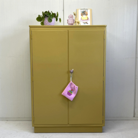 J`50 kinderkamer kledingkast