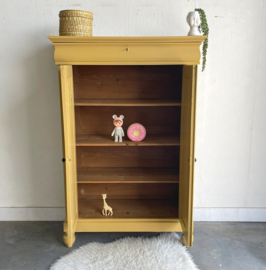 Gerestaureerde Biedermeier kast