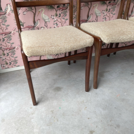 4 Vintage stoelen