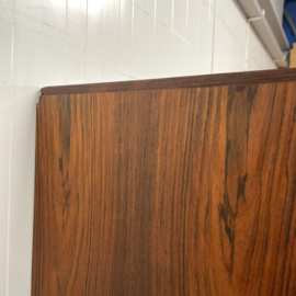 Midcentury strakke kledingkast